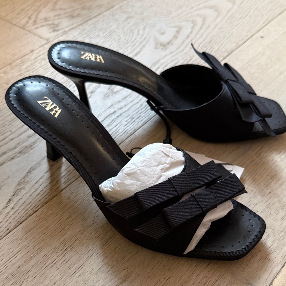 Zara Elegant Black Bow Heels